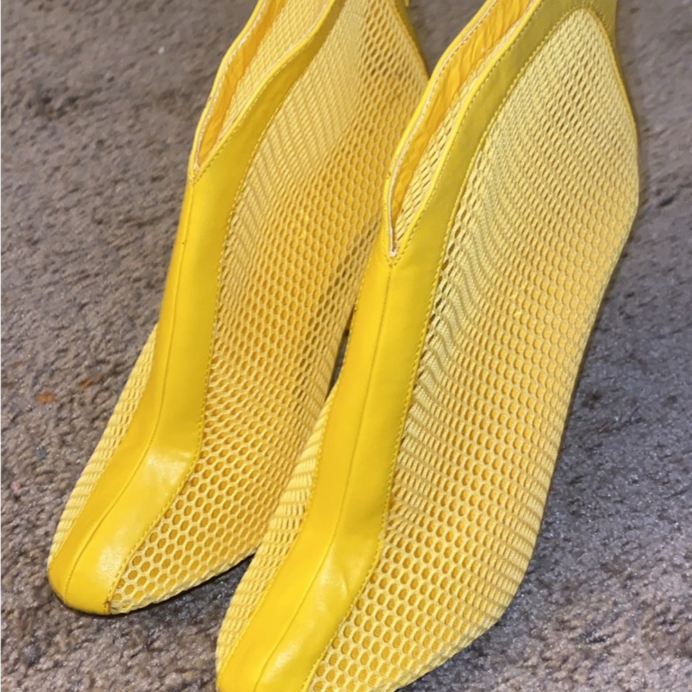 Yellow Mesh Women's Shoes